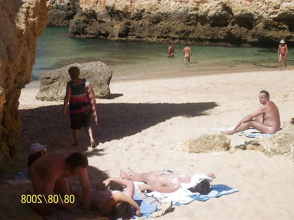 25P The beach 54