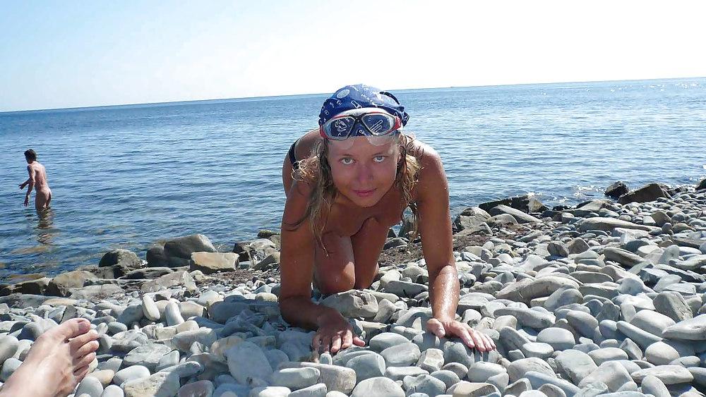 25P The beach 54