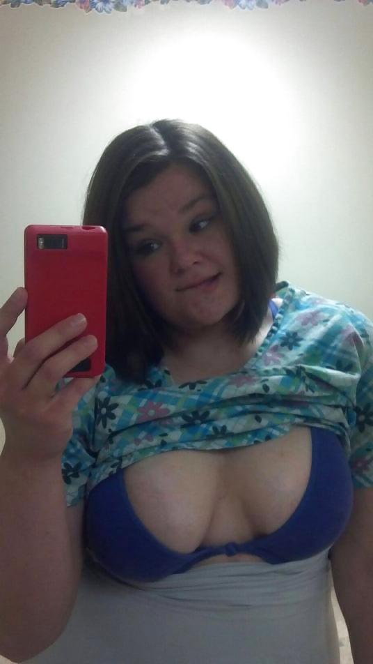 7P Girlfriend Becky flashing