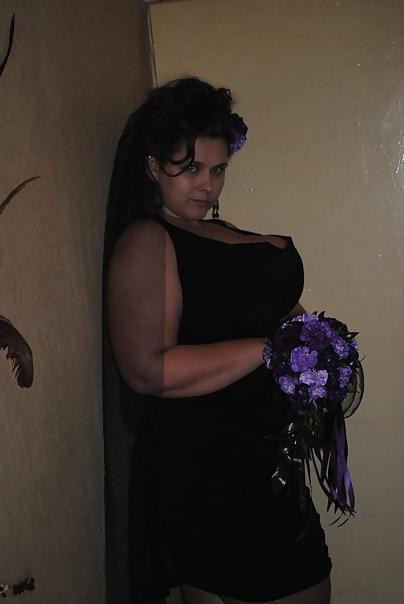 14P Busty Russian Woman 1506