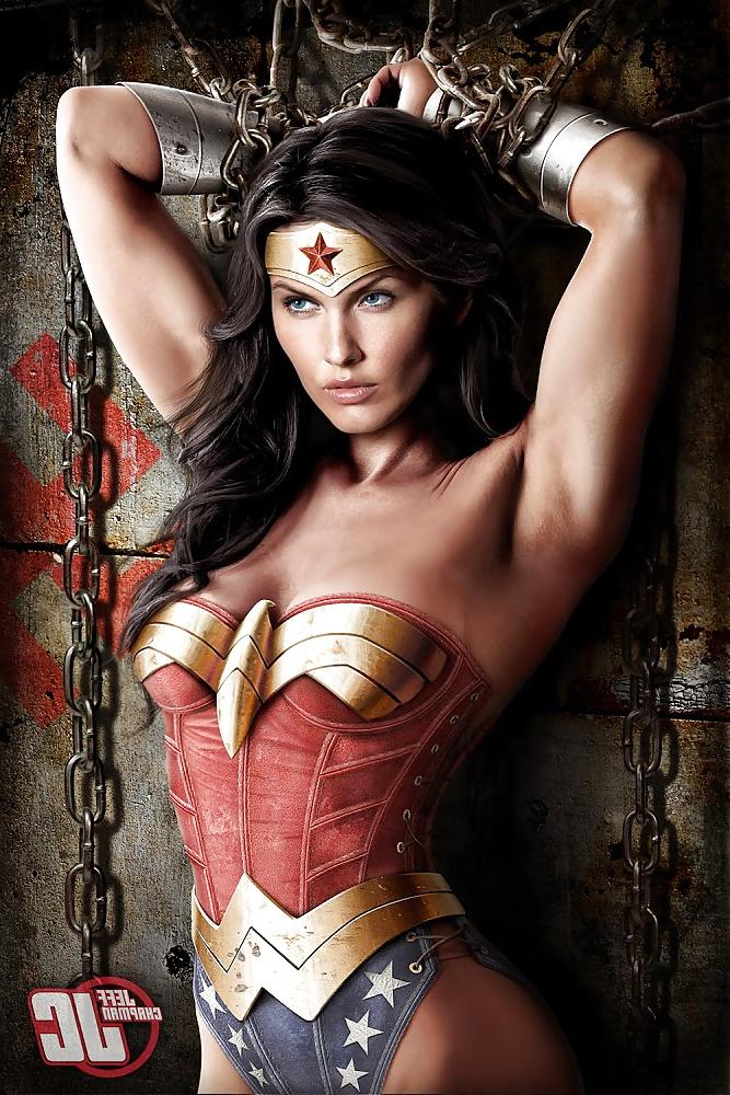 10P WONDER WOMAN & SUPERMAN!!!!