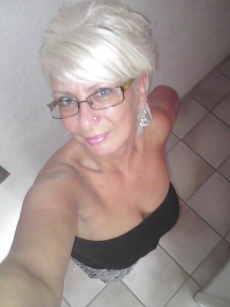 24P Very sexy German milf