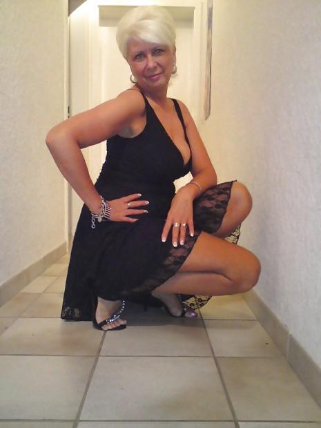 24P Very sexy German milf
