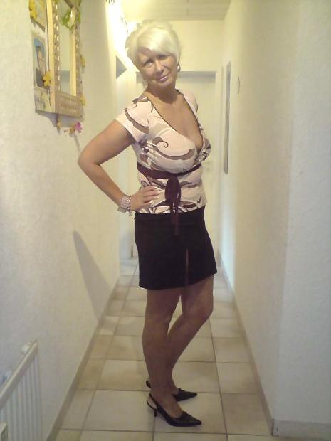 24P Very sexy German milf