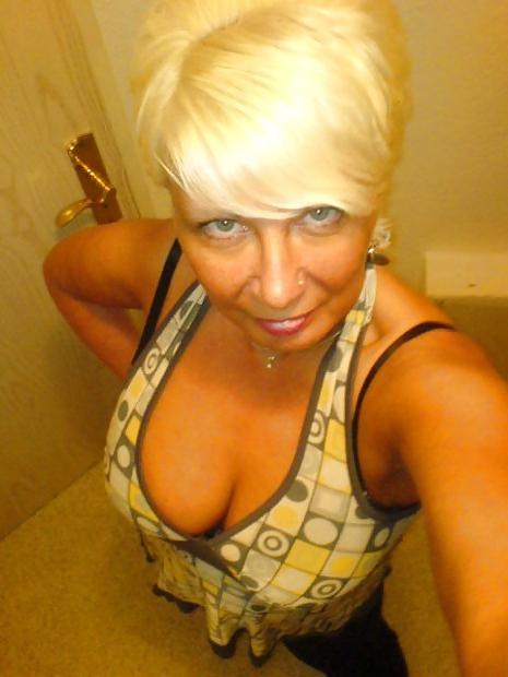 24P Very sexy German milf