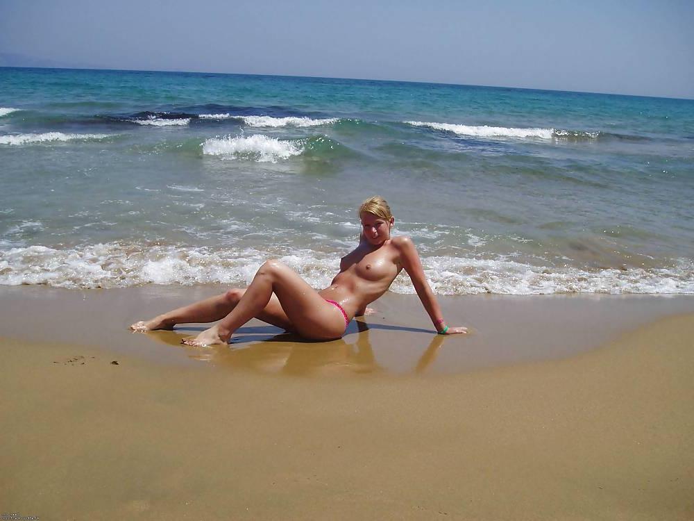24P Girl On Beach