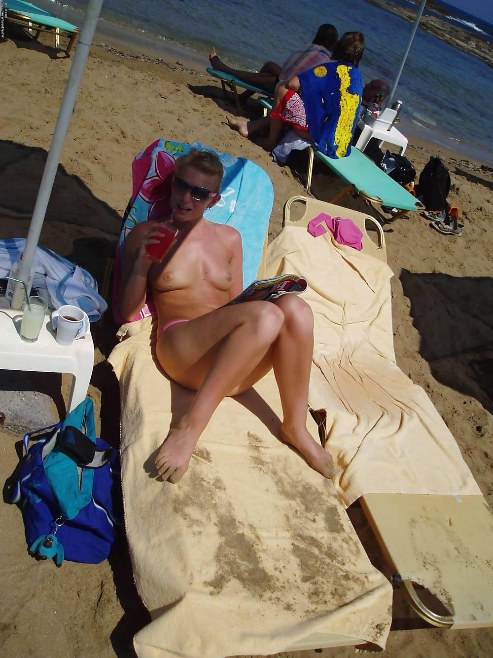 24P Girl On Beach