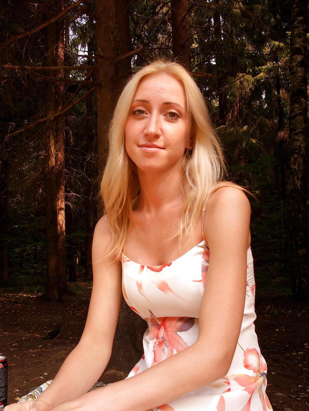 17P Russian wife quick flash forest