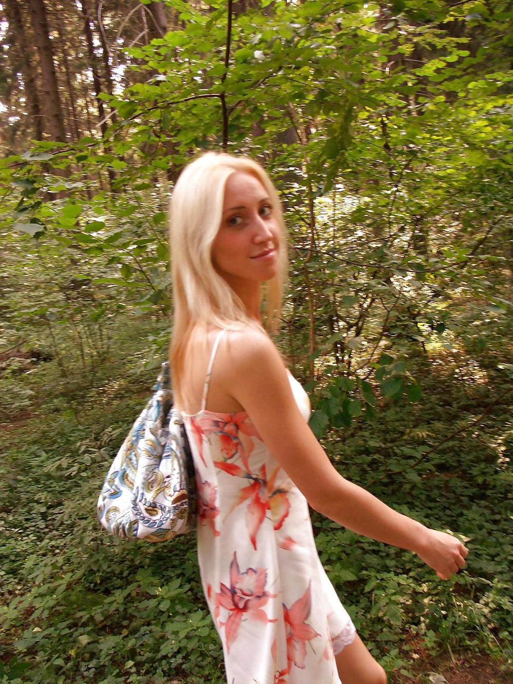 17P Russian wife quick flash forest