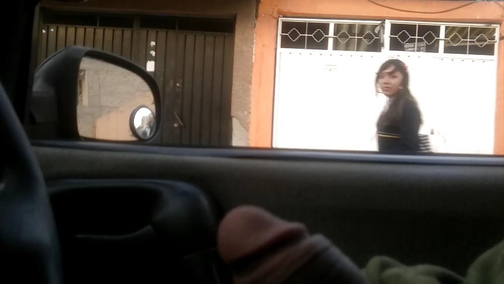 25P Flashing, exhibicionismo, mostrando el pene en la calle