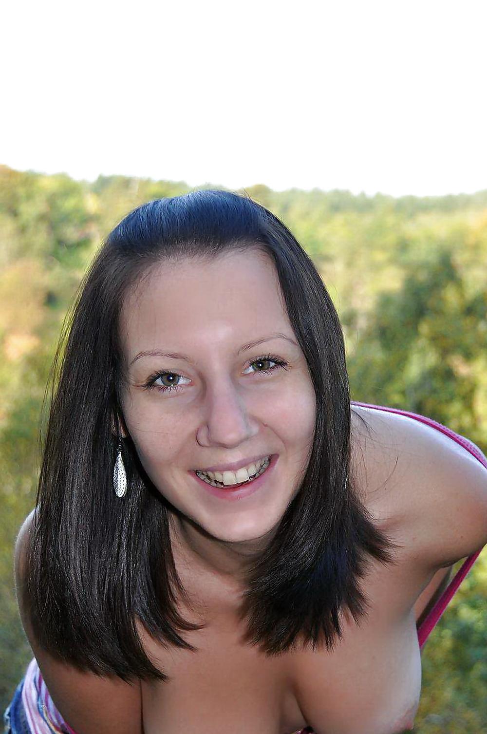 25P Czech woman with perfect forms