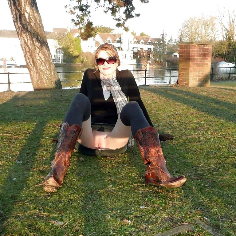 25P MILF Flashing - 37