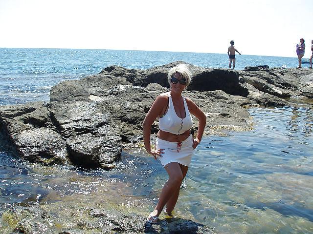 24P Busty Russian Woman 1351