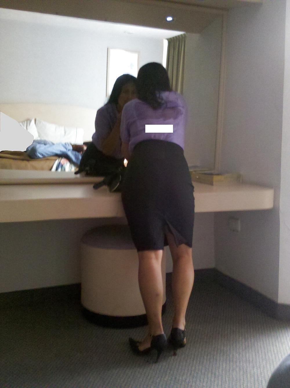 4P Office woman dressed undressed