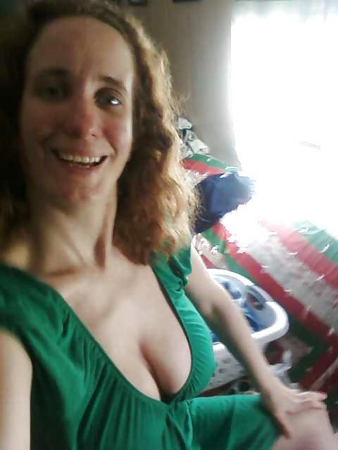 25P MIX OF REAL MATURE LADIES, MILFS & OLDER SLUTS