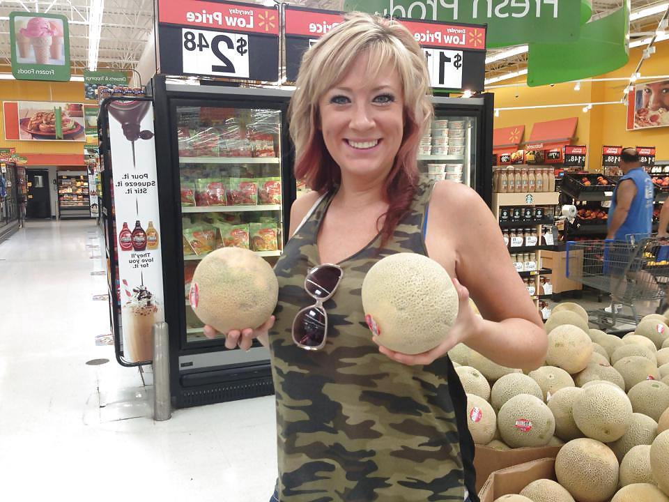 25P MIX OF REAL MATURE LADIES, MILFS & OLDER SLUTS