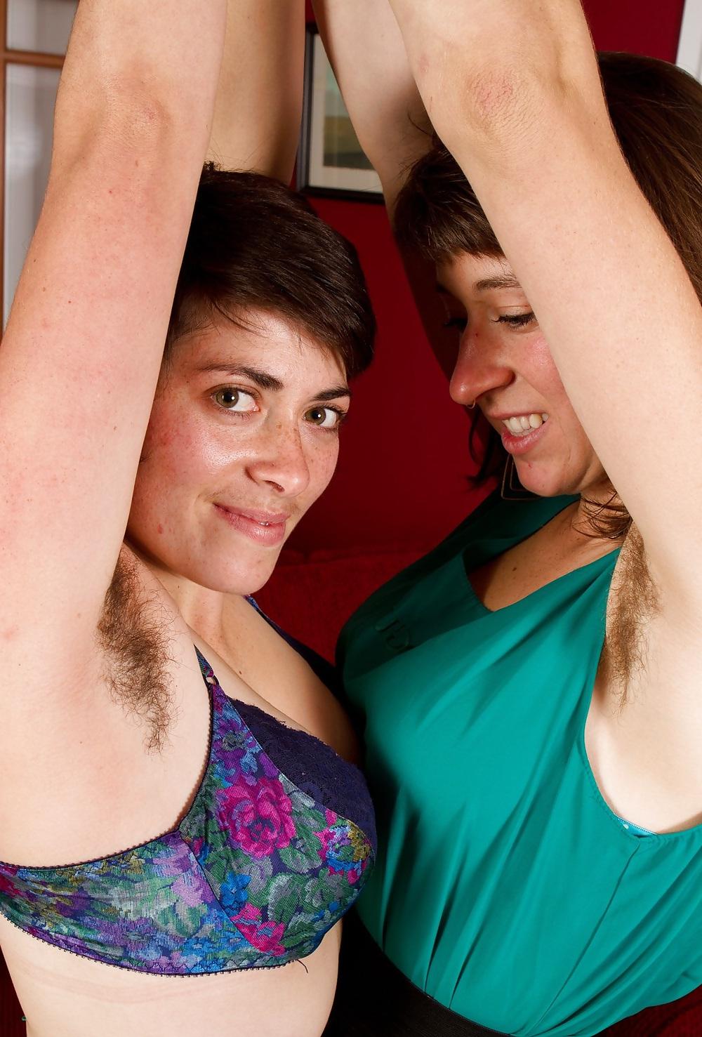 25P Hairy Armpits - Louise and Charlie