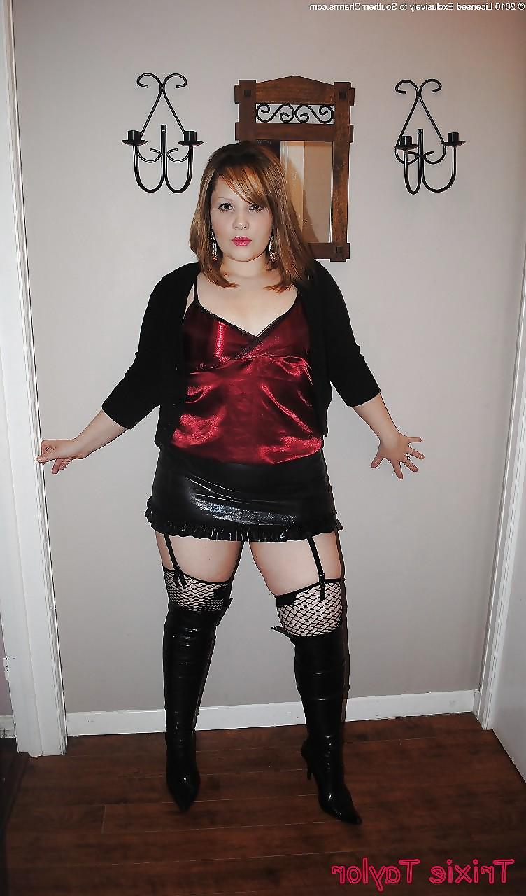 20P Young woman in lingerie 7