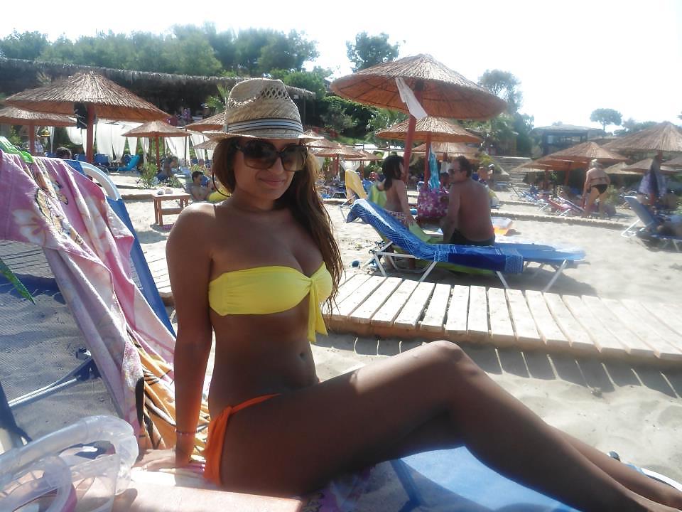 25P Greek woman: Alexandra