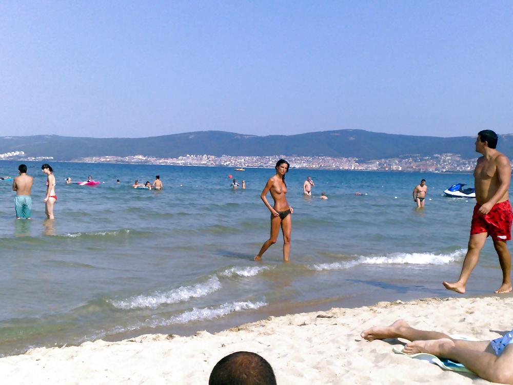 25P Bulgarian Beach Girls from Black Sea - XV