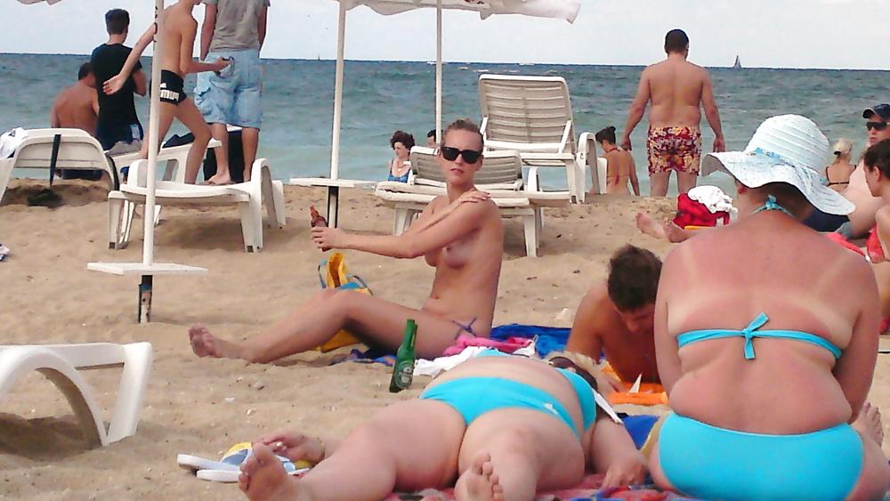 25P Bulgarian Beach Girls from Black Sea - XV