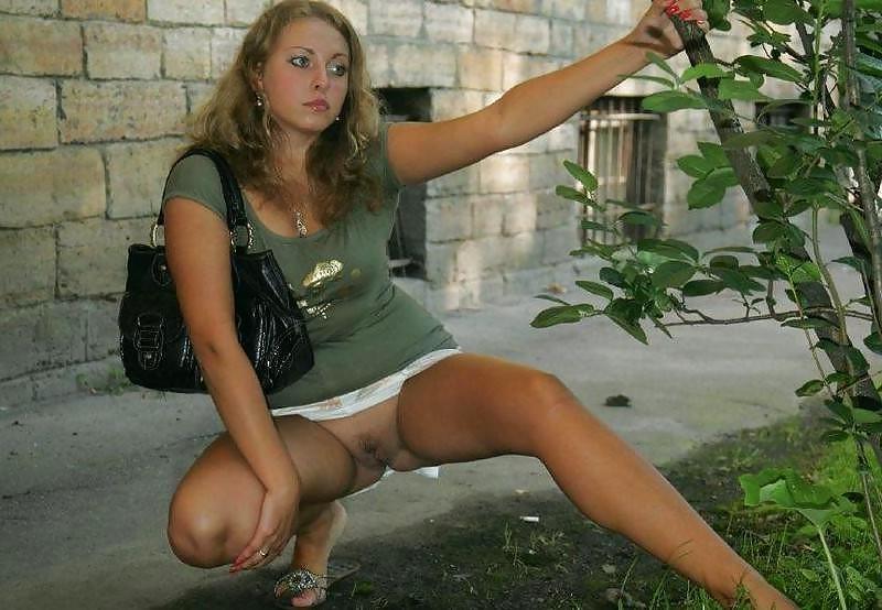 6P Gina - Public Flashing