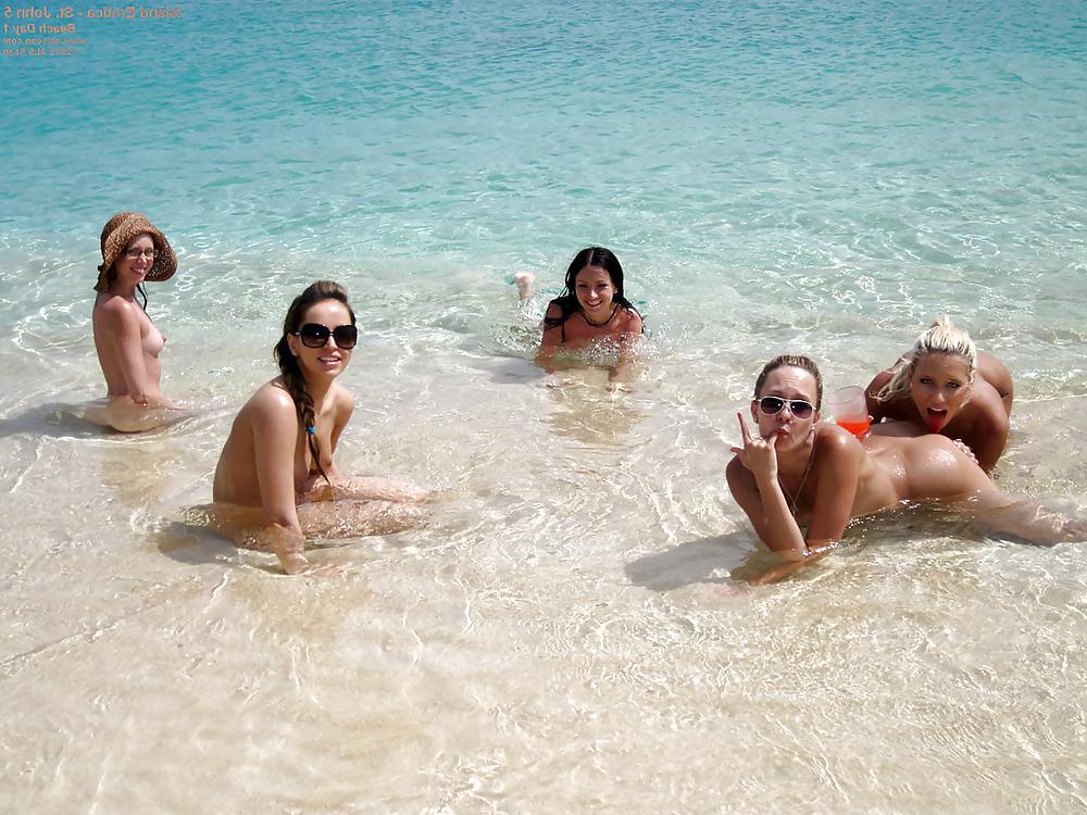 25P From the Moshe Files: Beautiful Sights At the Beach