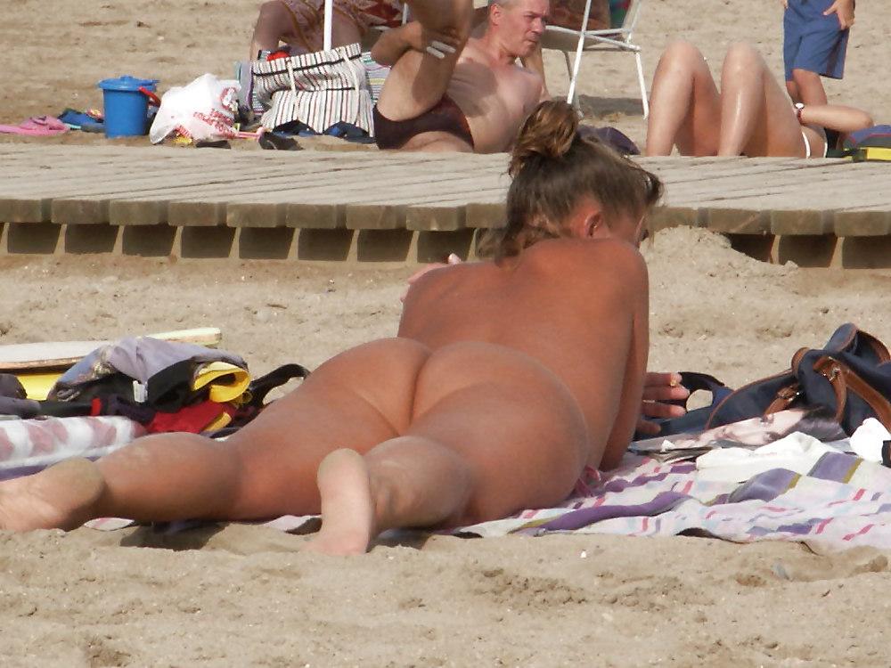 9P Mature beach