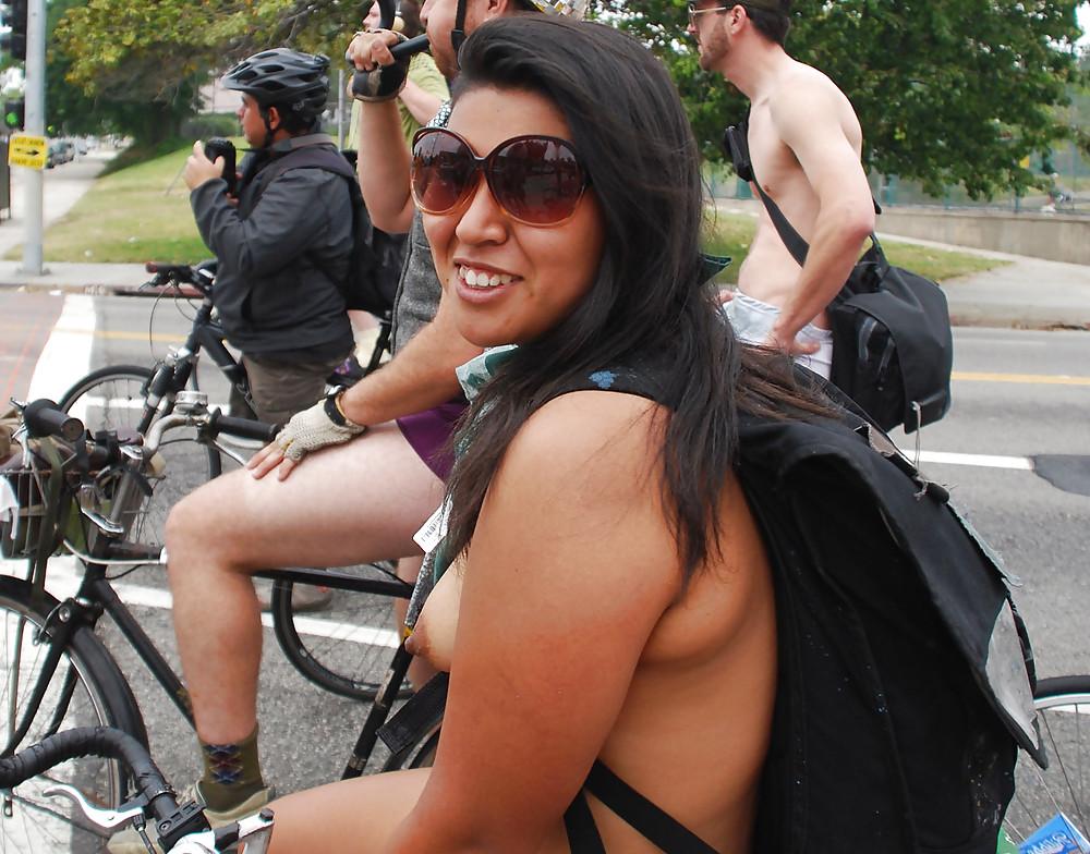 25P World naked bike ride 3