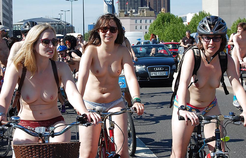 25P World naked bike ride 3
