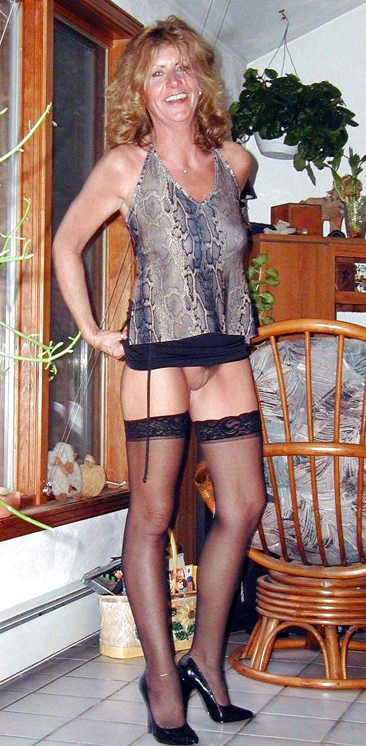 25P Real Amateurs Horny MATURES & MILFS... (2)