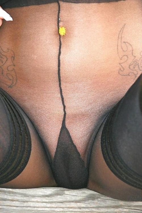 25P Random Nylon Pics 001