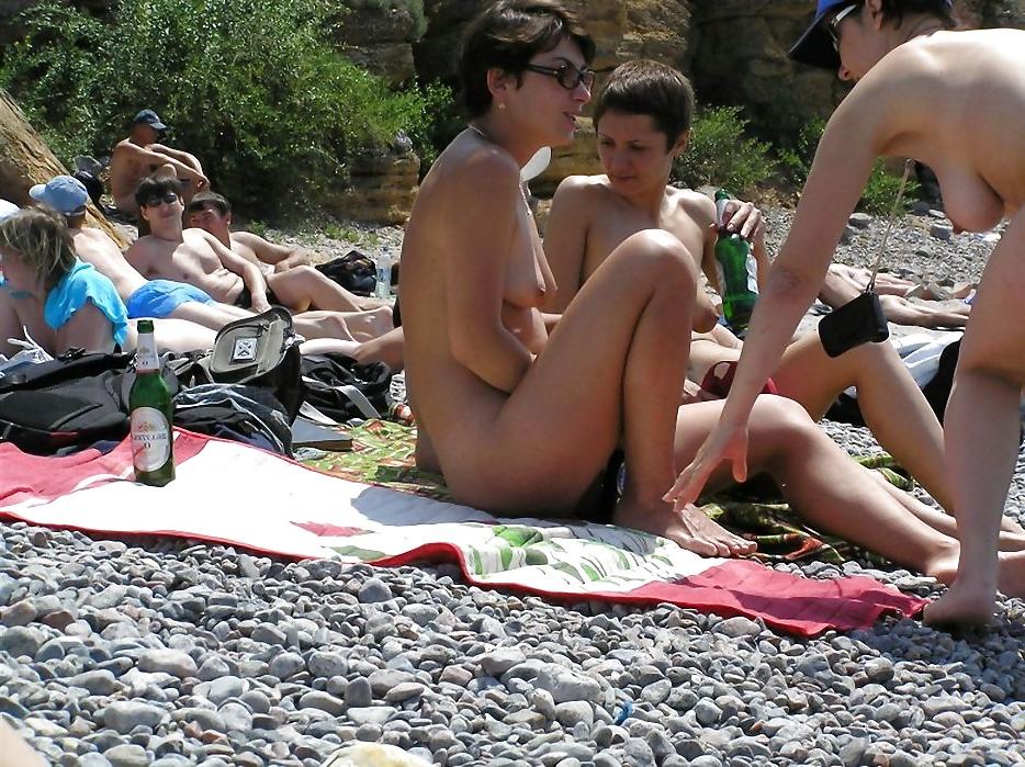 25P Ältere Strand-Nudisten