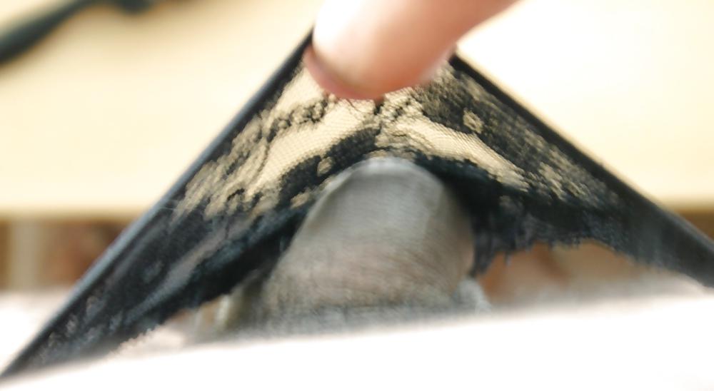 14P In her pants - ummmmmmm