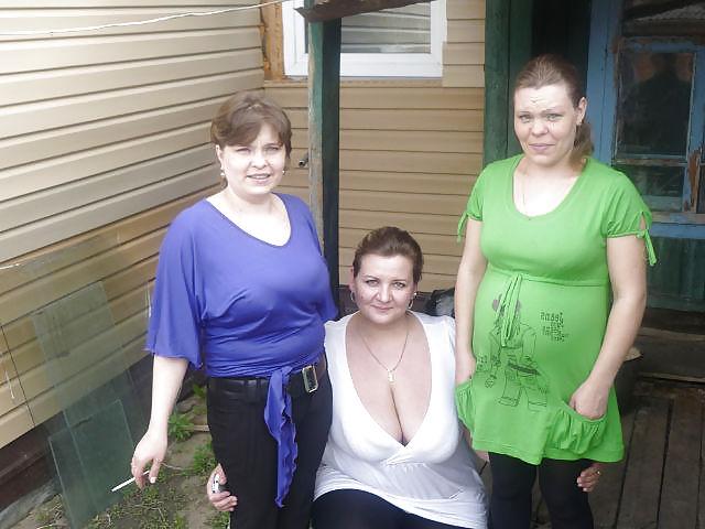 14P Busty Russian Woman 1214