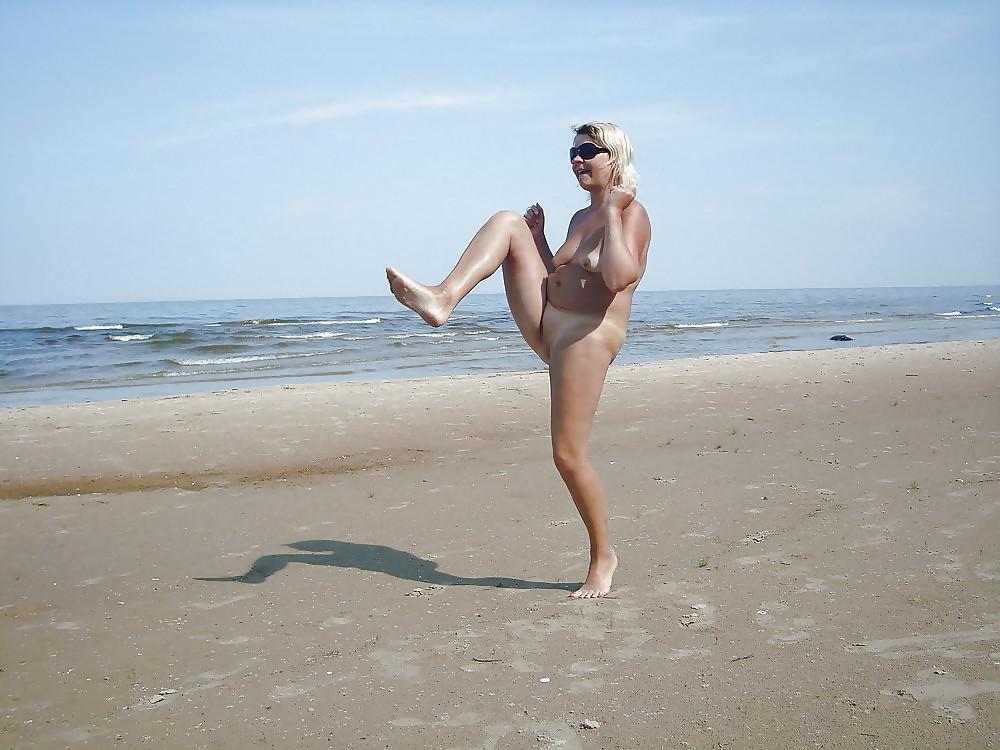 15P Flashing Females - Other 19