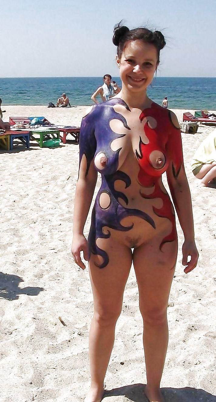 25P Beachbunnies and mermaids with saggy tits+more outdoor XXXV