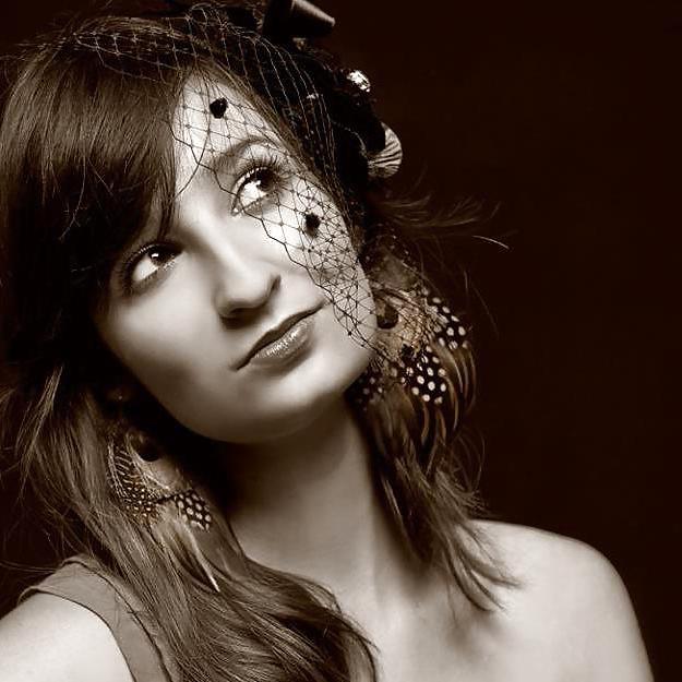 21P Hot german woman
