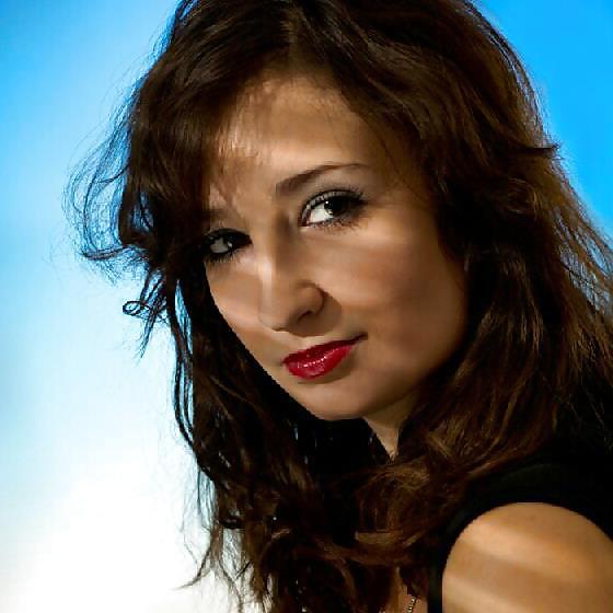 21P Hot german woman