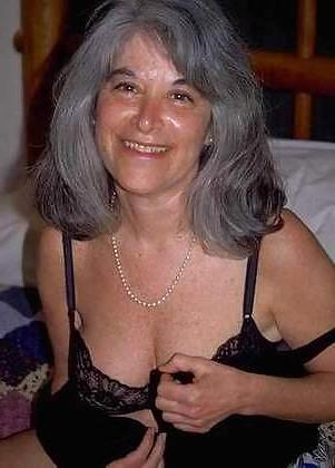 13P LOOKING FOR MORE PICS OR INFO ON THIS LOVELY, SEXY WOMAN