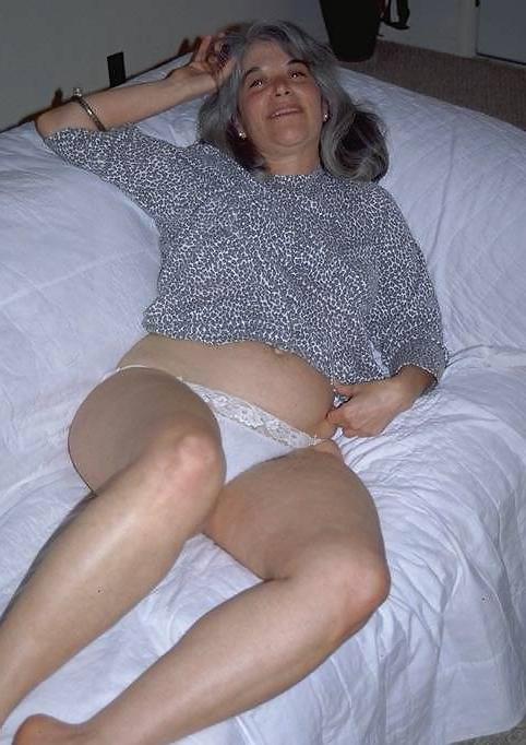 13P LOOKING FOR MORE PICS OR INFO ON THIS LOVELY, SEXY WOMAN