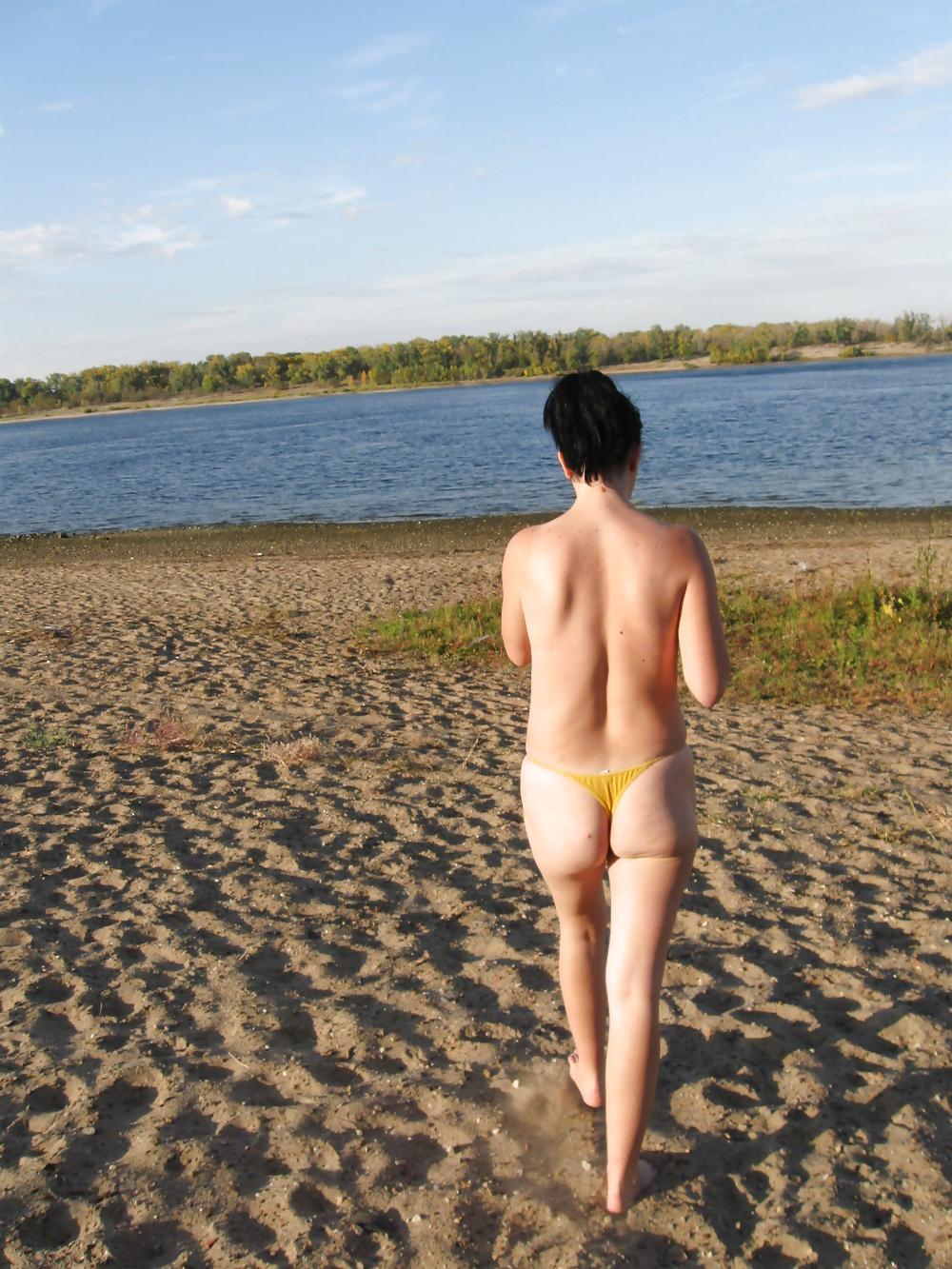 25P Lili naked on a public beach - 2