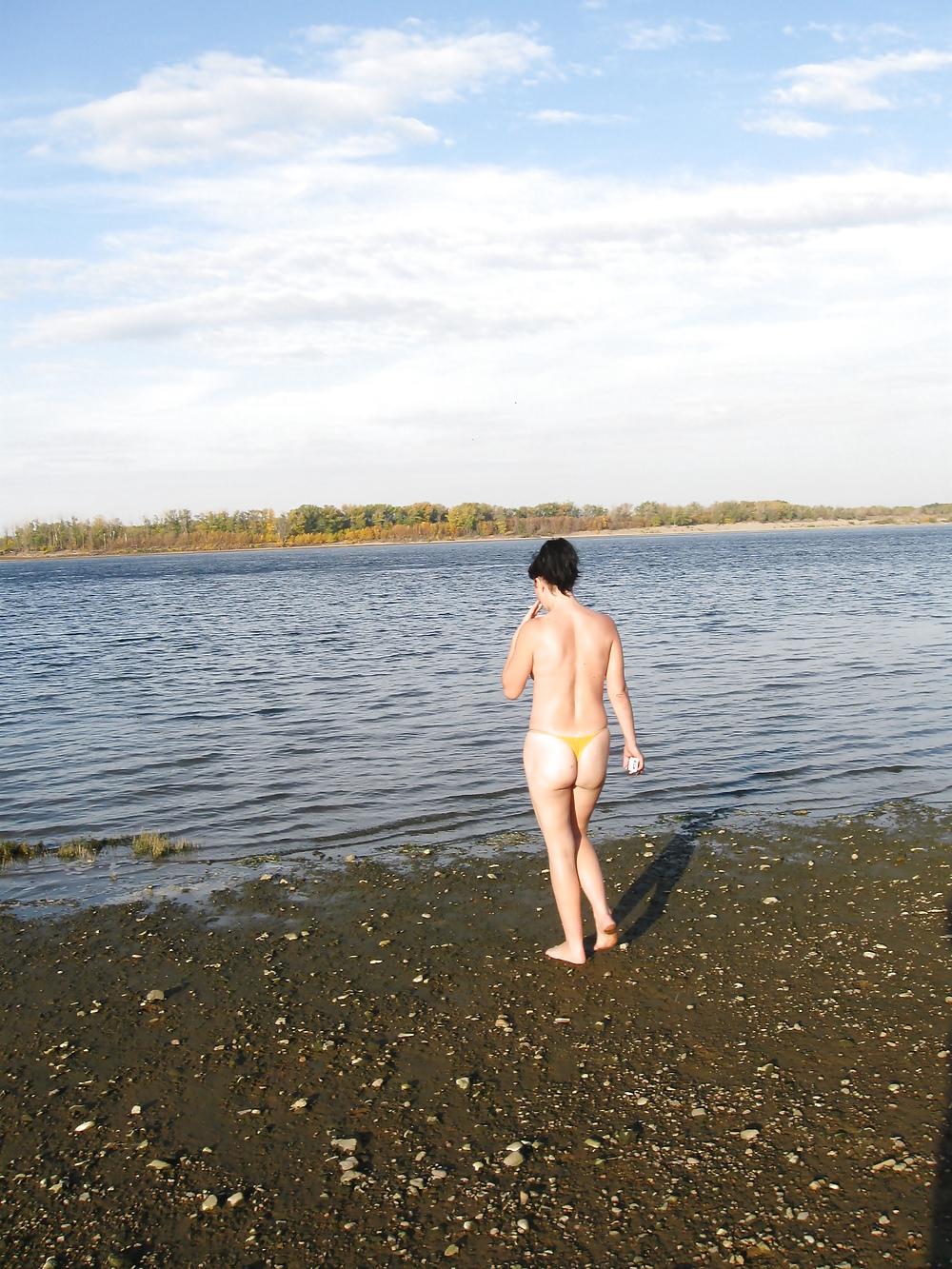 25P Lili naked on a public beach - 2