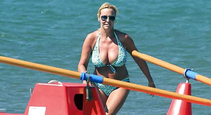 25P Antonella Clerici (Italian Milf)