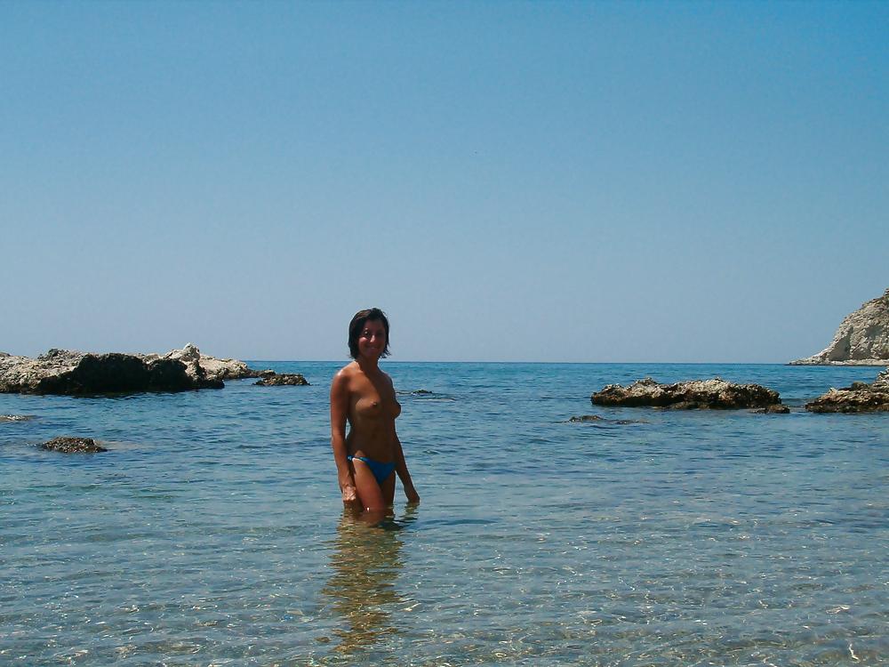 13P Tiny Tits Exgirfriend On The Beach
