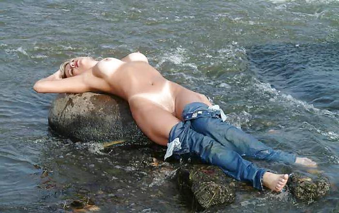 25P On the Beach - 69