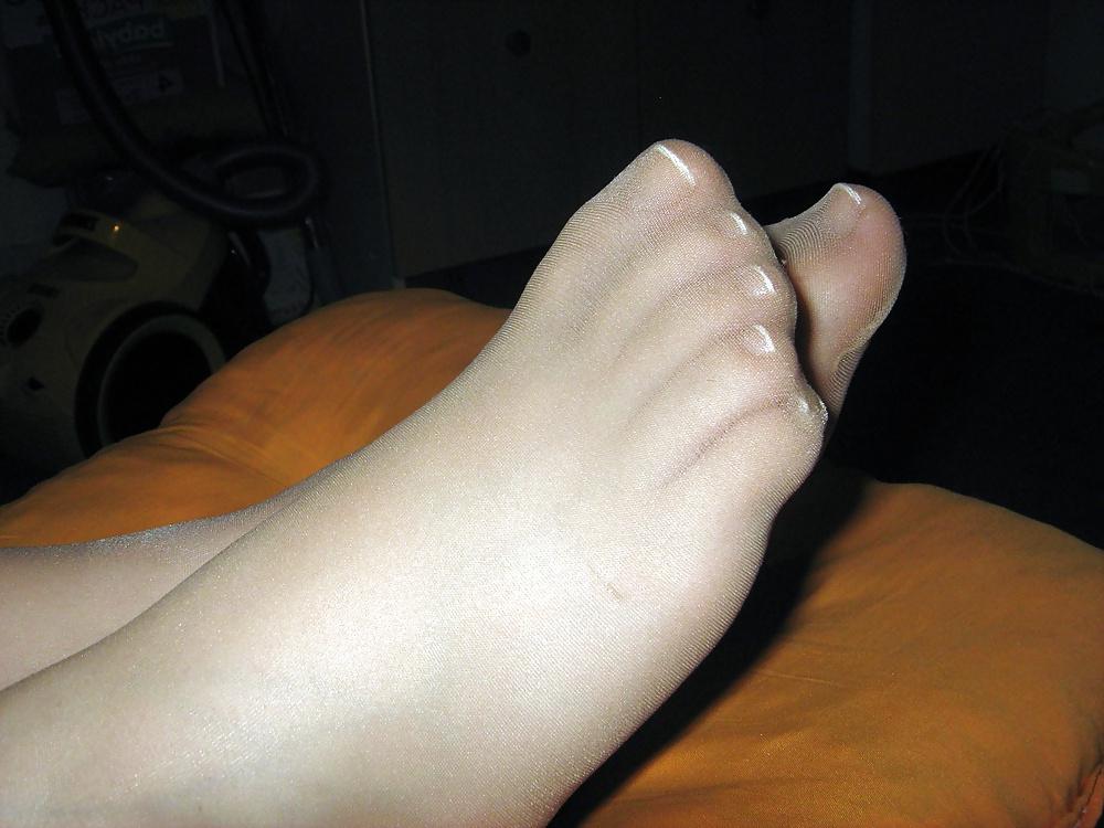 10P Wife's nylon socs