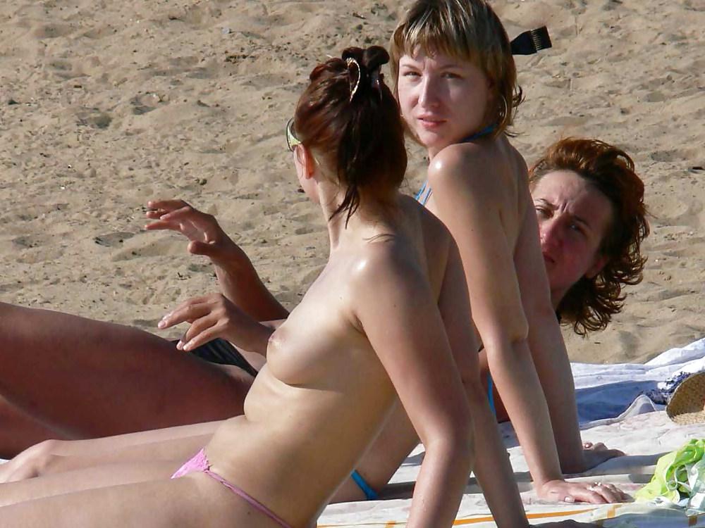 25P The beach 144