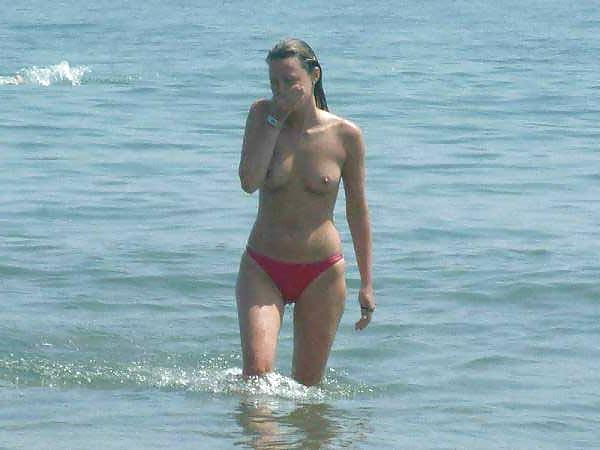 25P The beach 144