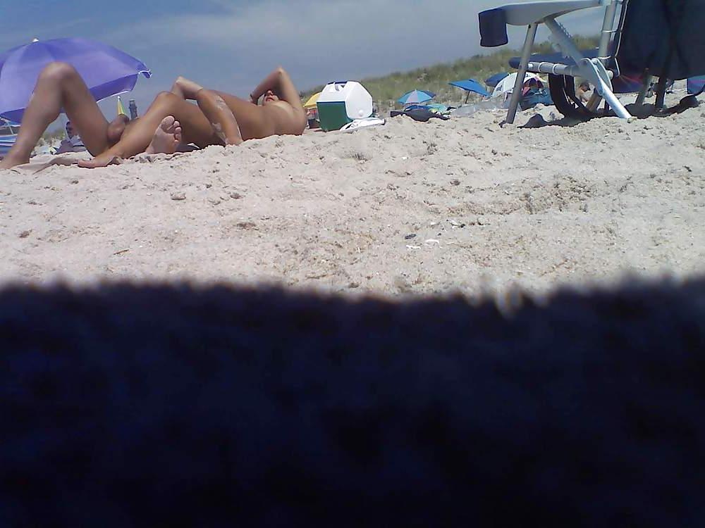 23P Voyeur on the beach